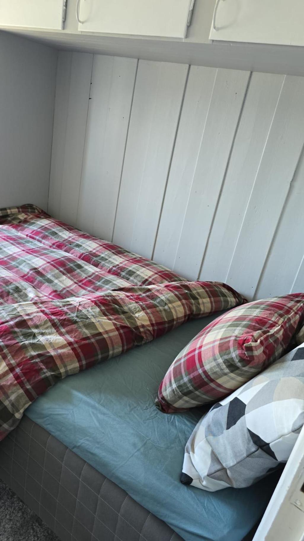 Room In Handsome Haven House Gjøvik Dış mekan fotoğraf