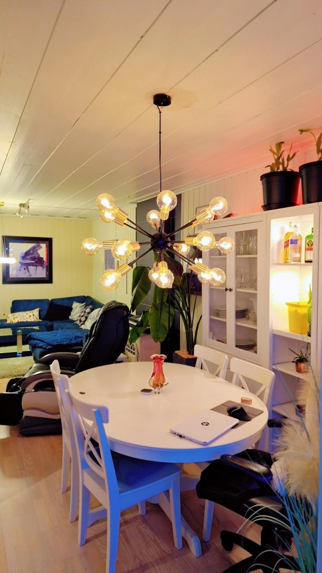 Room In Handsome Haven House Gjøvik Dış mekan fotoğraf