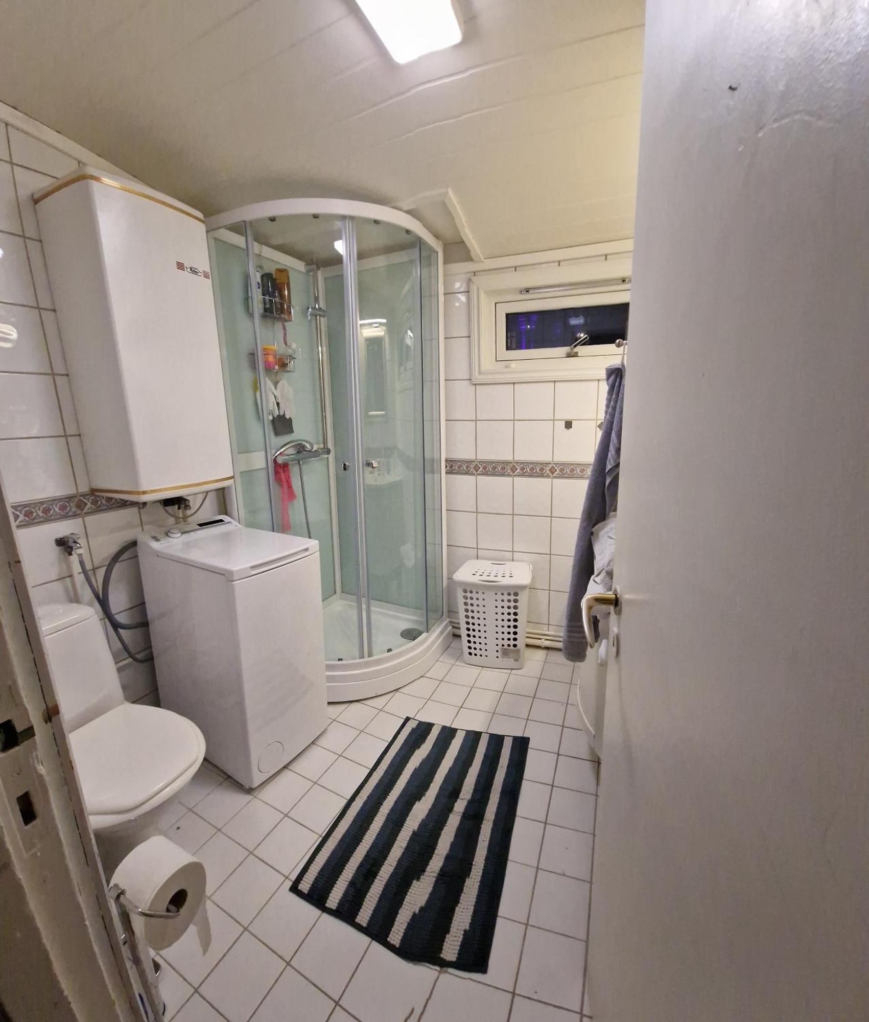 Room In Handsome Haven House Gjøvik Dış mekan fotoğraf